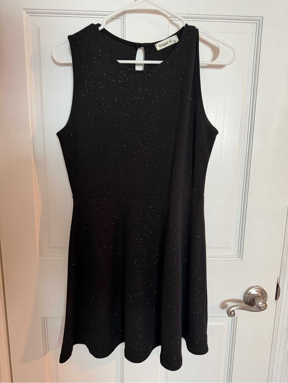 Women's top identification